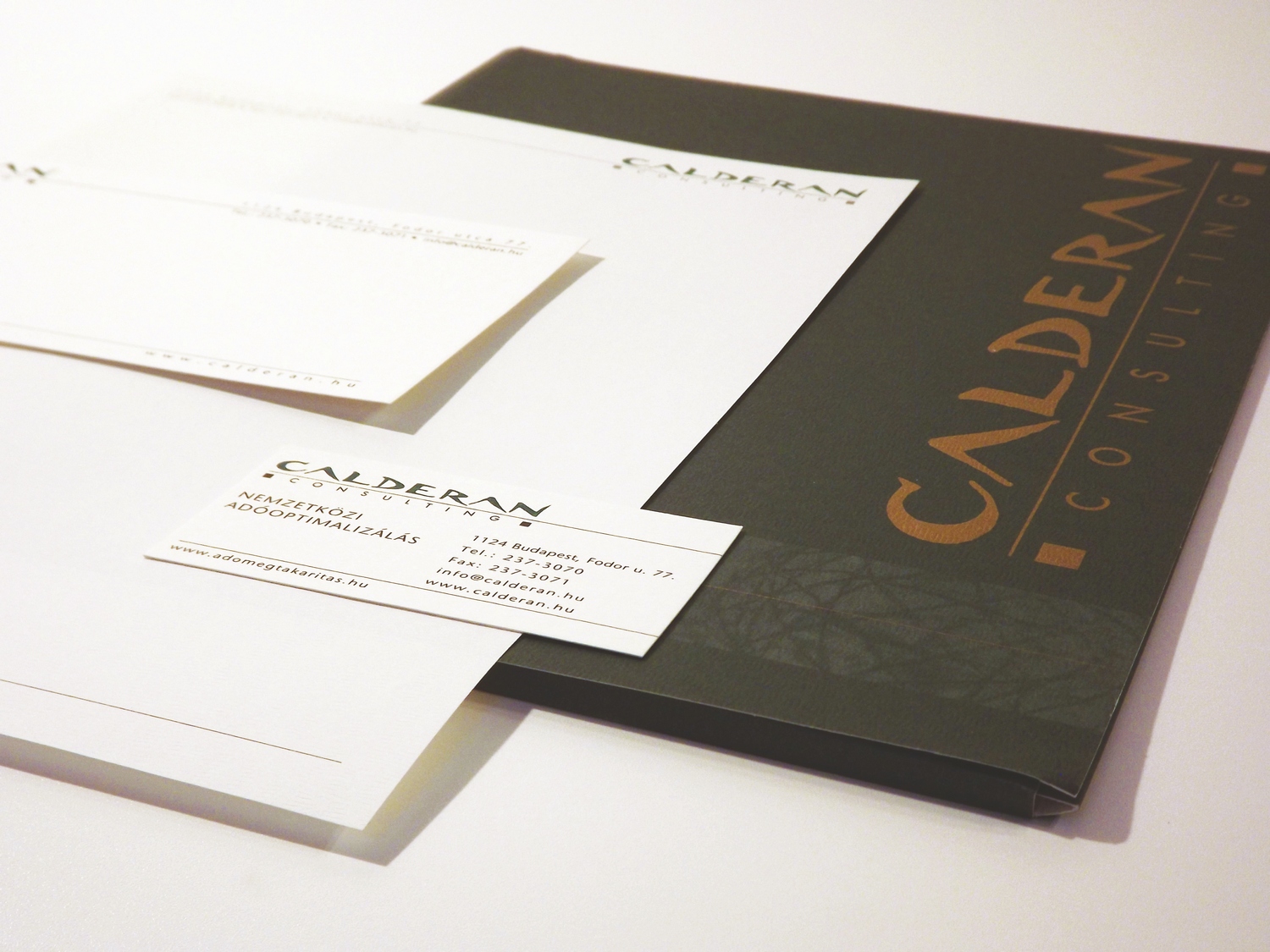 Calderan%20Consulting%20image%20identity_Andrea%20Brittnek_1_2007%20-%201500x1125px.jpg