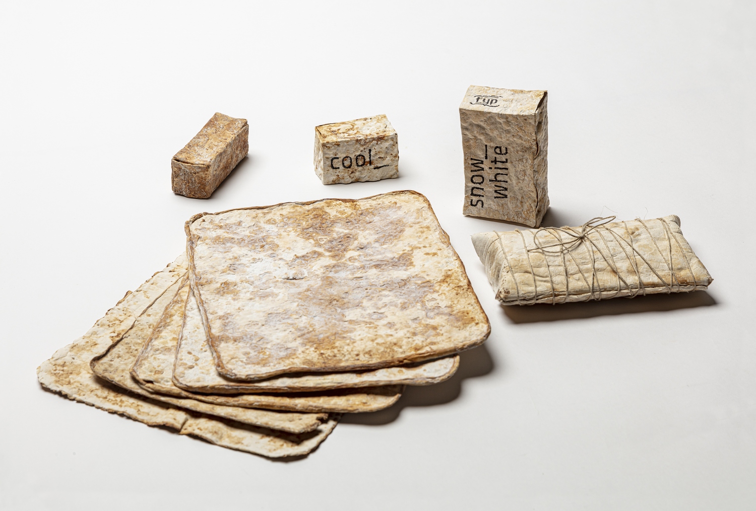 Tactile%20whiteness_FYP_New%20packaging%20materials_Andrea%20Brittnek_4__Photo%20by%20Zsoka%20Jambor_2023%20-%201500x1015px.jpg